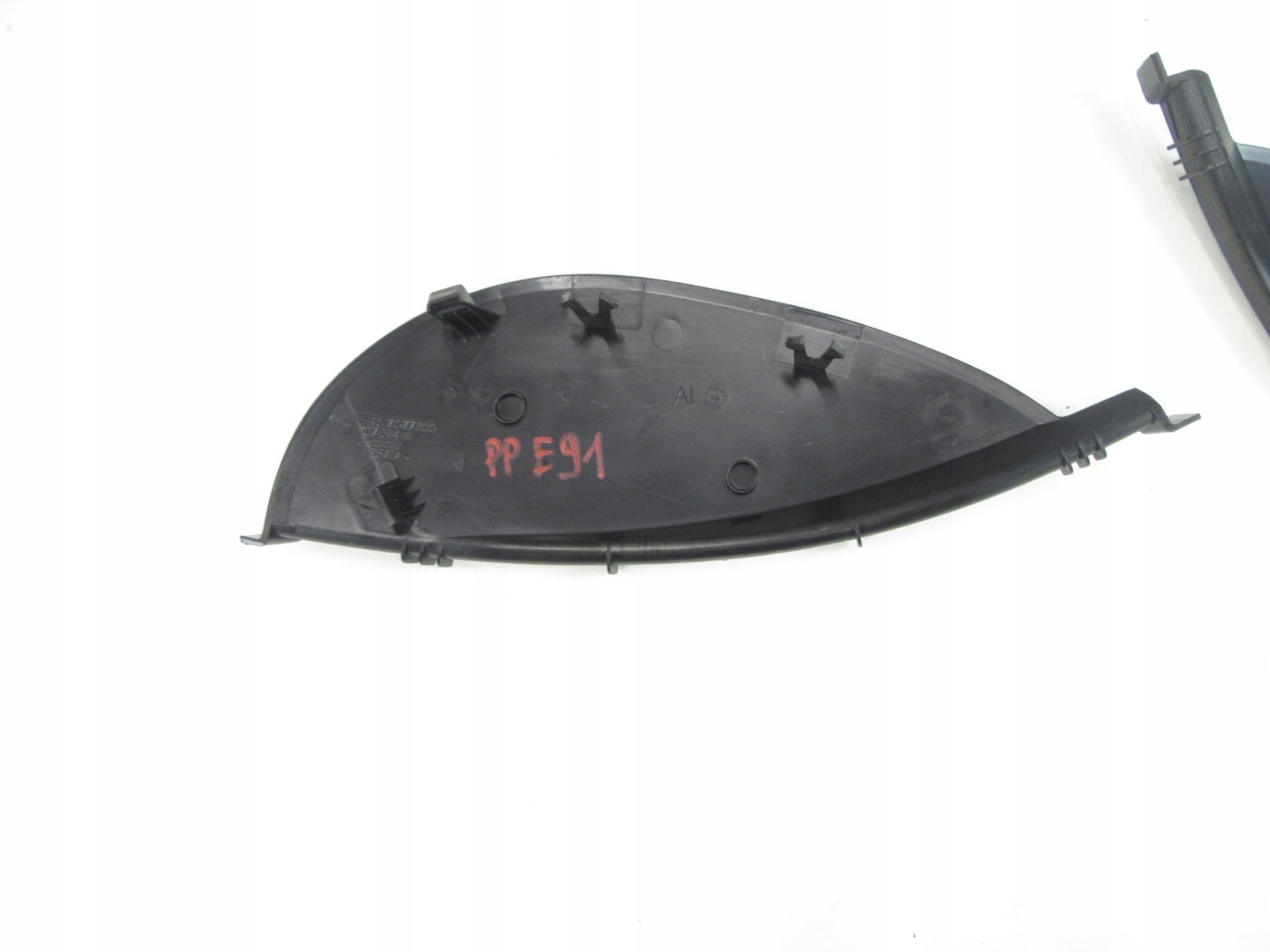 cover spoiler of the dashboard rozdzielczej left right BMW e90 e91 e92 e93 EU