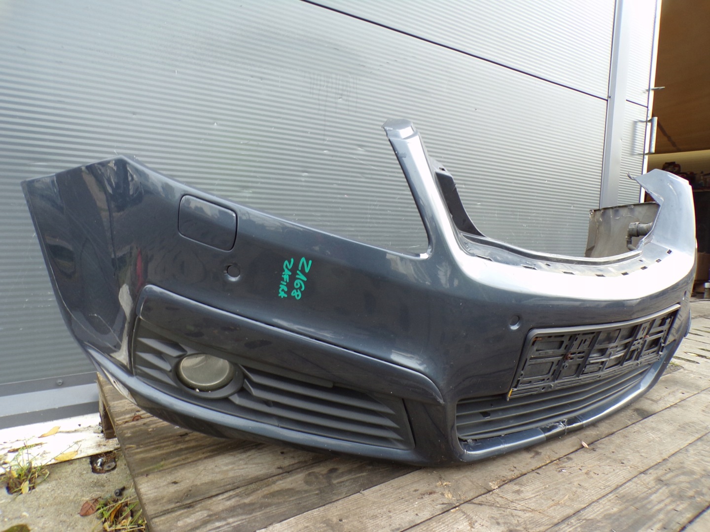 front bumper front OPEL ZAFIRA B washers PDC colour Z168