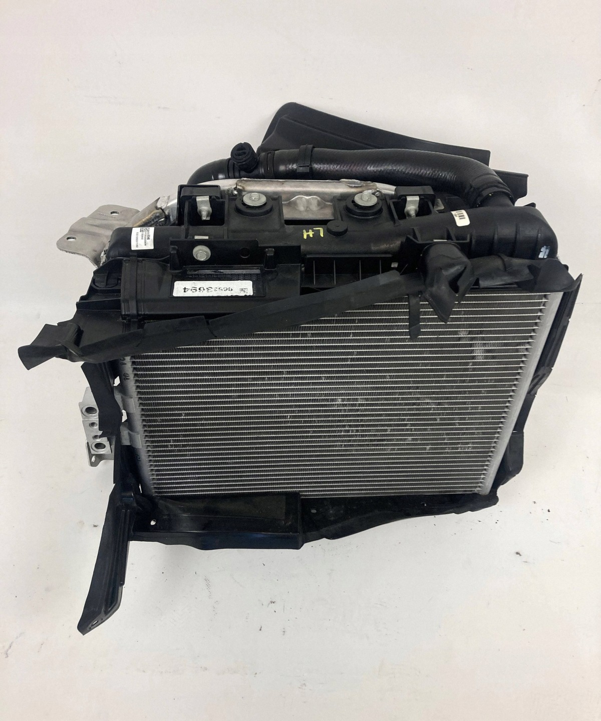 Chevrolet Corvette C8 Stingray E-Ray complete radiator left 2020-2025