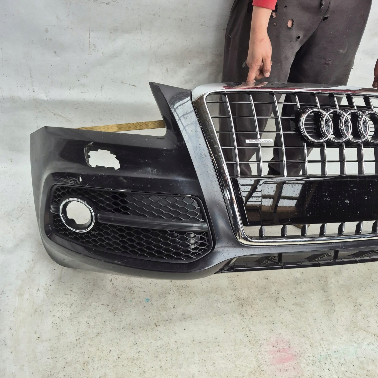 AUDI Q5 and 1 8R S-LINE 08-12 bumper front front washer PDC