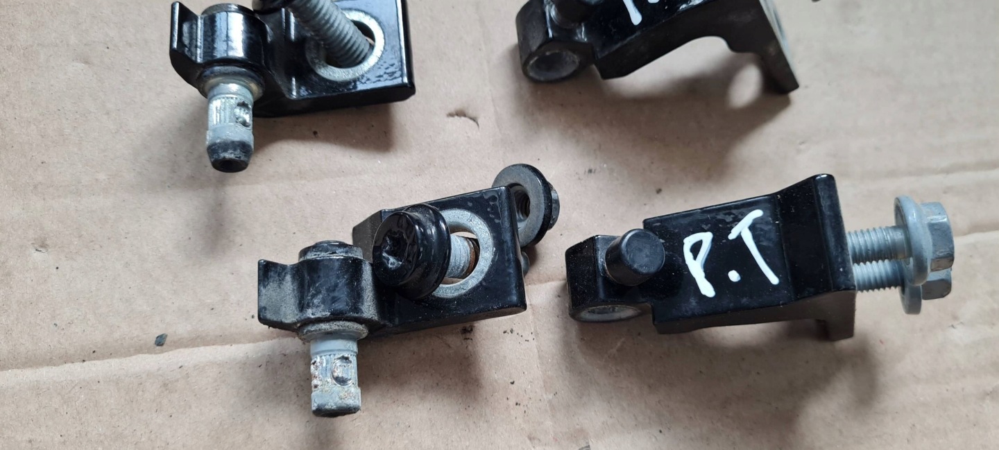 S4 B9 8W A4 hinge hinges door right right rear part KOMPLET LY9T