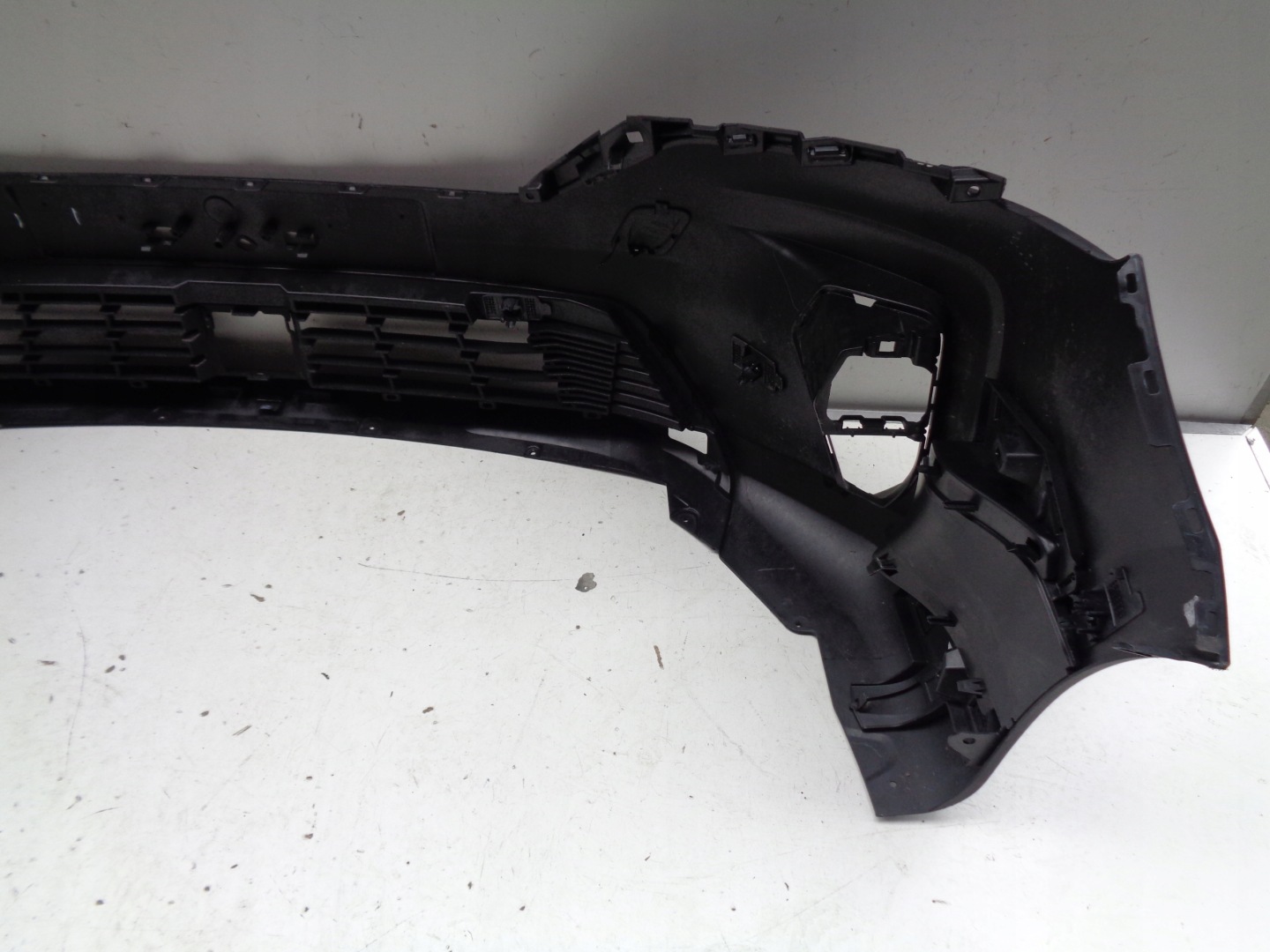 front bumper NISSAN TOWNSTAR 22- NR 37164