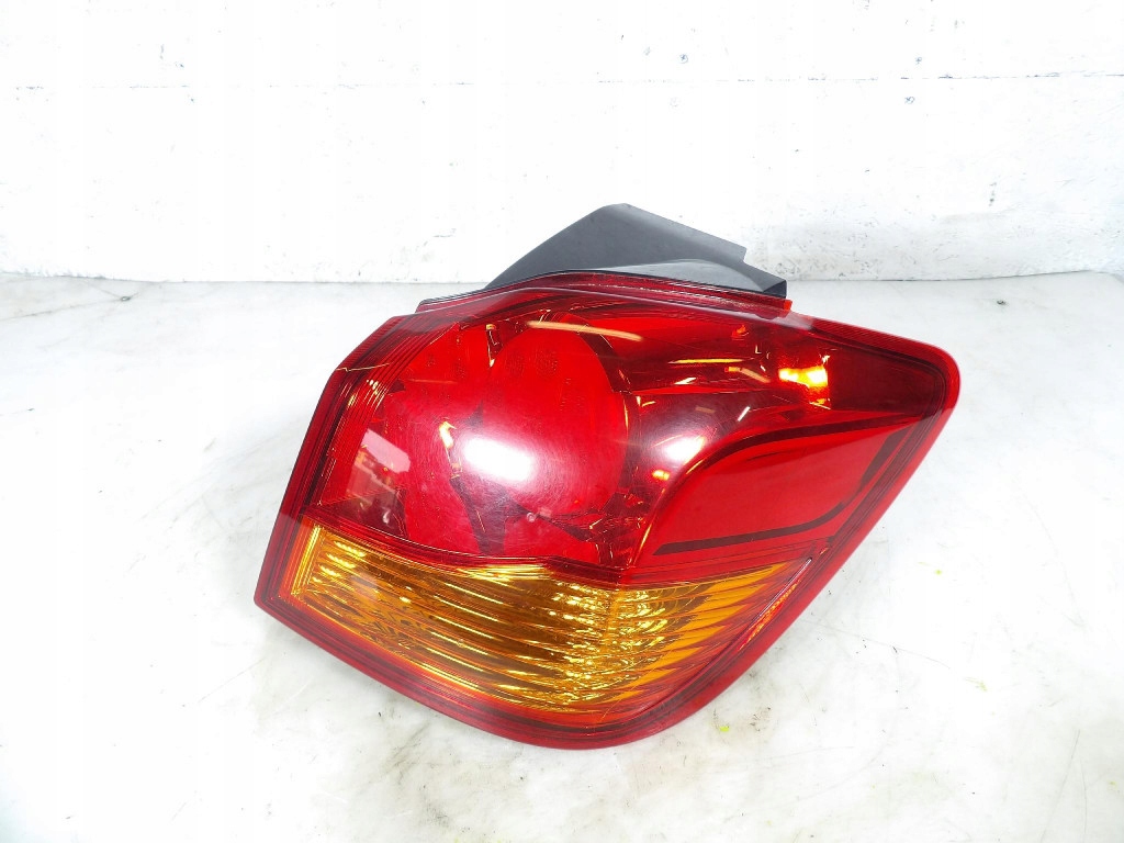 MITSUBISHI ASX and LIFT light rear part right STANLEY P9374