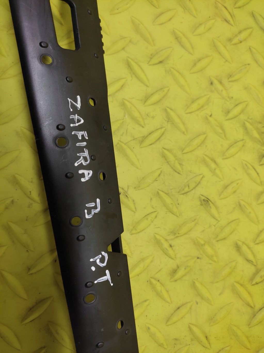 OPEL ZAFIRA B handle inner right rear part