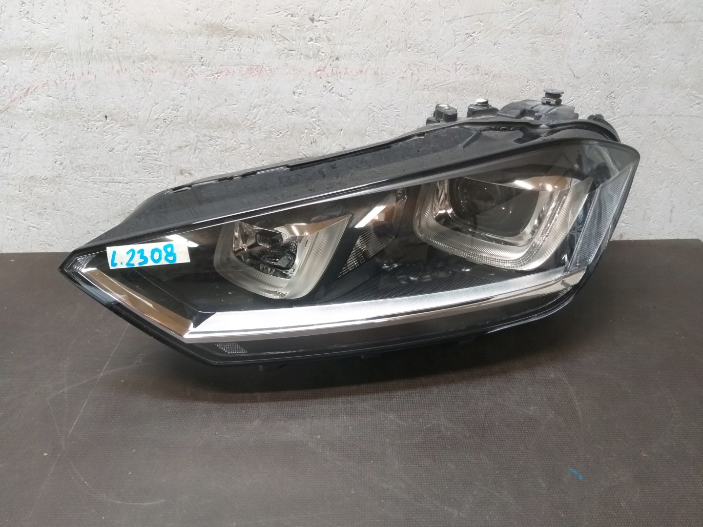 LIGHT FRONT LEFT VW SPORTSVAN XENON POSITIONING LED