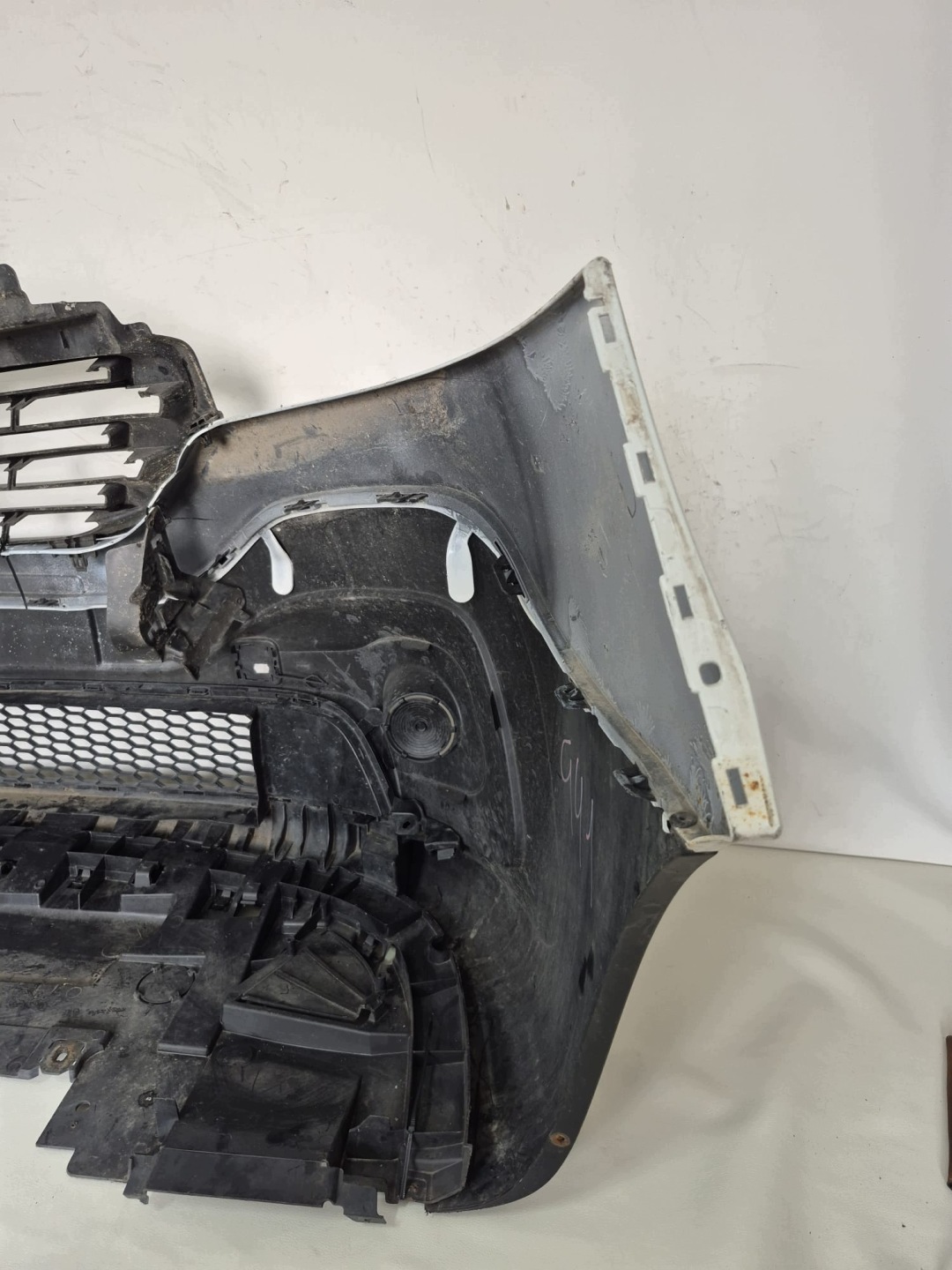 RENAULT TRAFIC III 3 14-21 bumper front front grill cover 620223380R