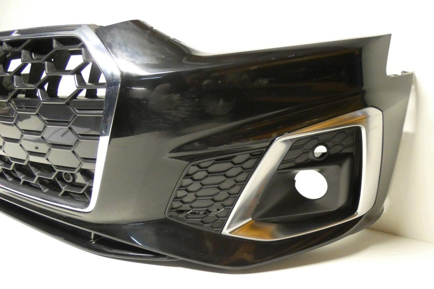 AUDI A5 S-LINE LIFT 8W6807437A below 4 PDC 2019- bumper front