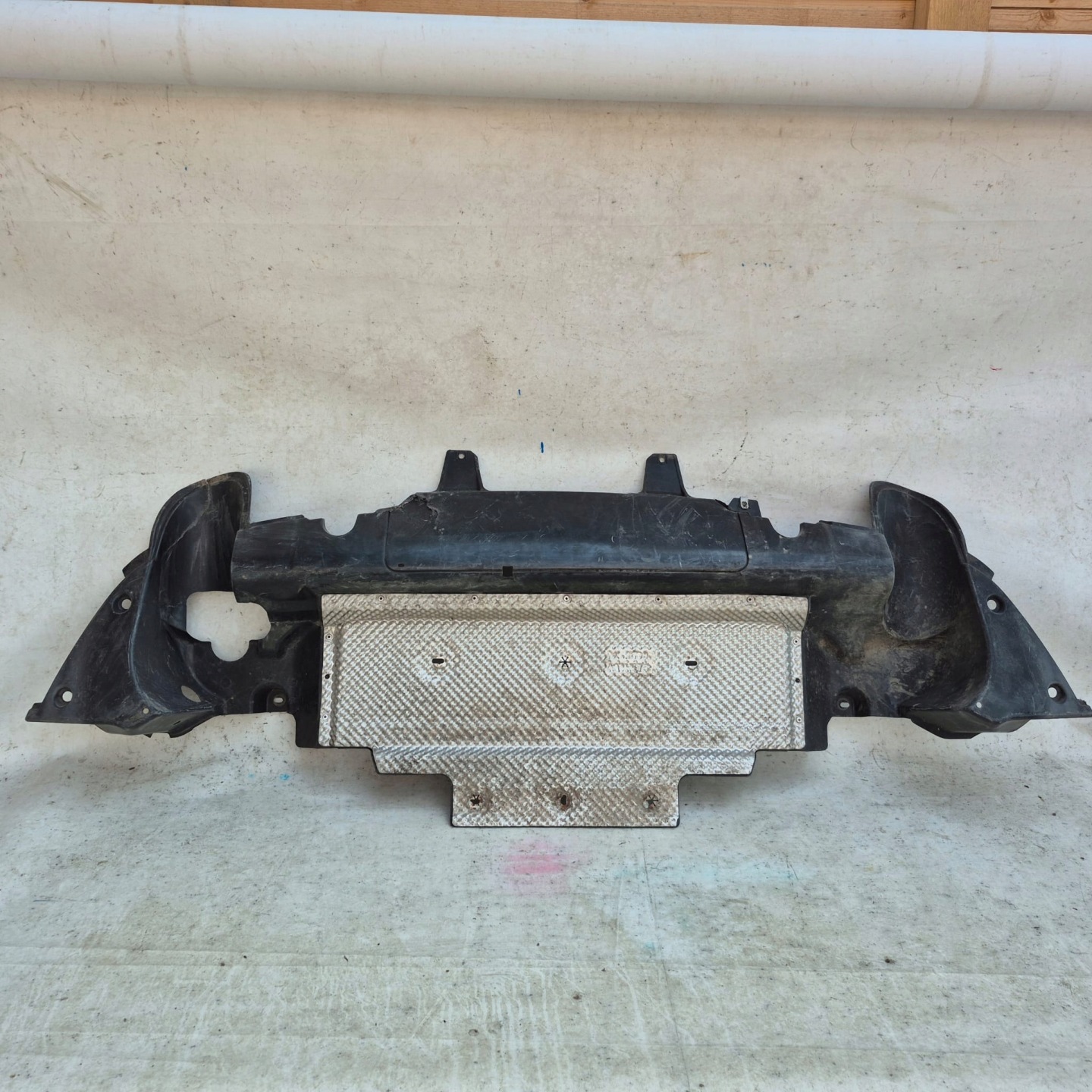 LAND ROVER DISCOVERY V accessories diffuser rear part FK72-589N836-A