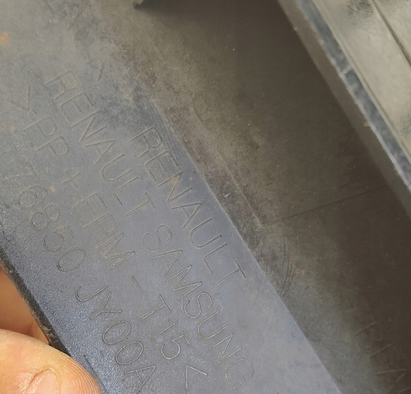 moulding threshold right RENAULT KOLEOS and 76850-JY00A