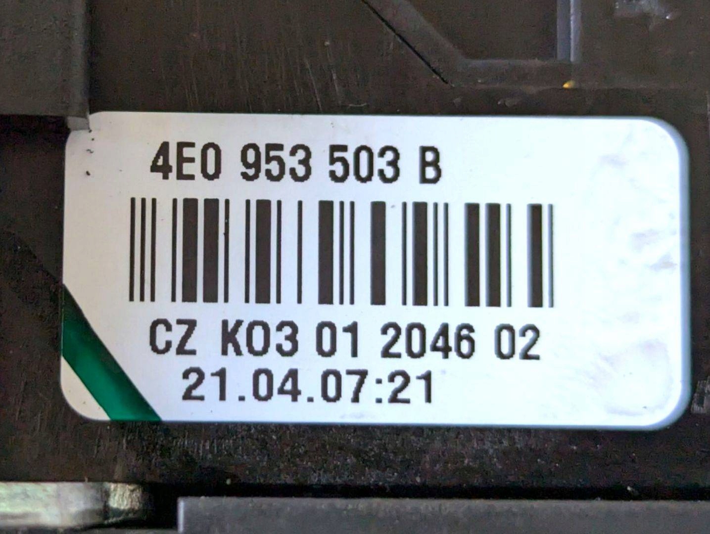 páčky pod volant a ovládání Audi A8 D3 facelift 2007 4E0953549