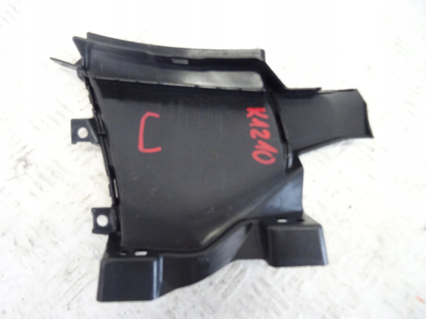 air duct air line front front right AUDI A6 C8 4K0121764F