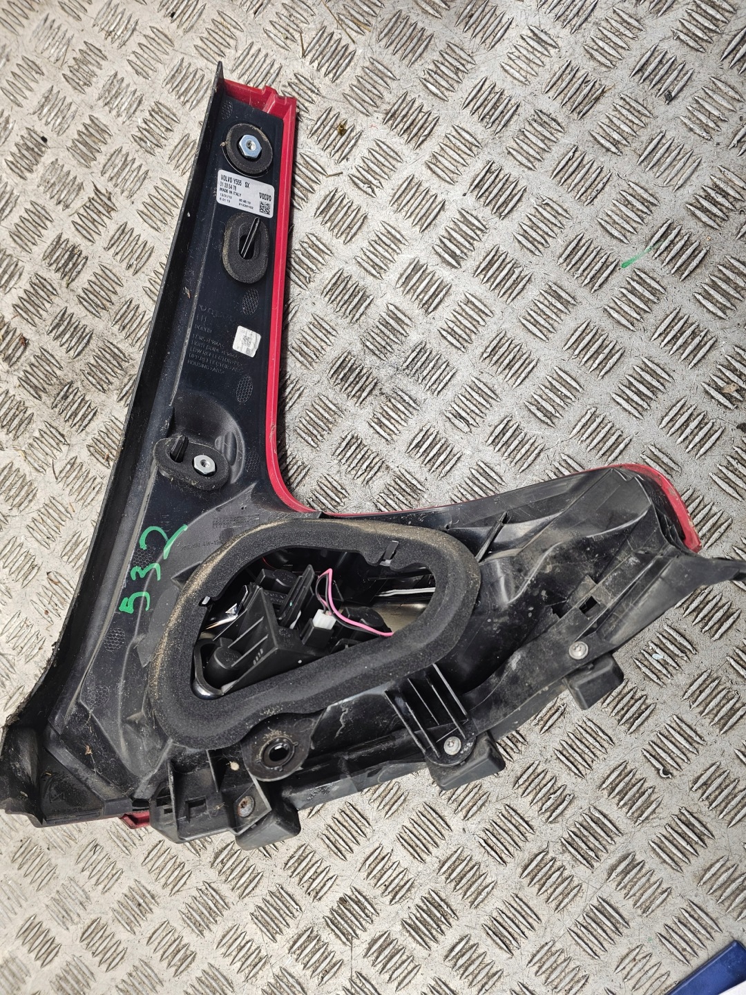 VOLVO V40 II light left rear rear part 31395478