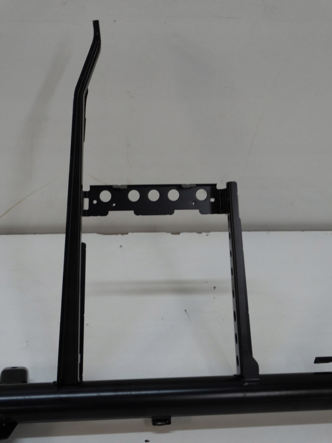 support below DESKE cockpit MERCEDES W169 A180 CDI