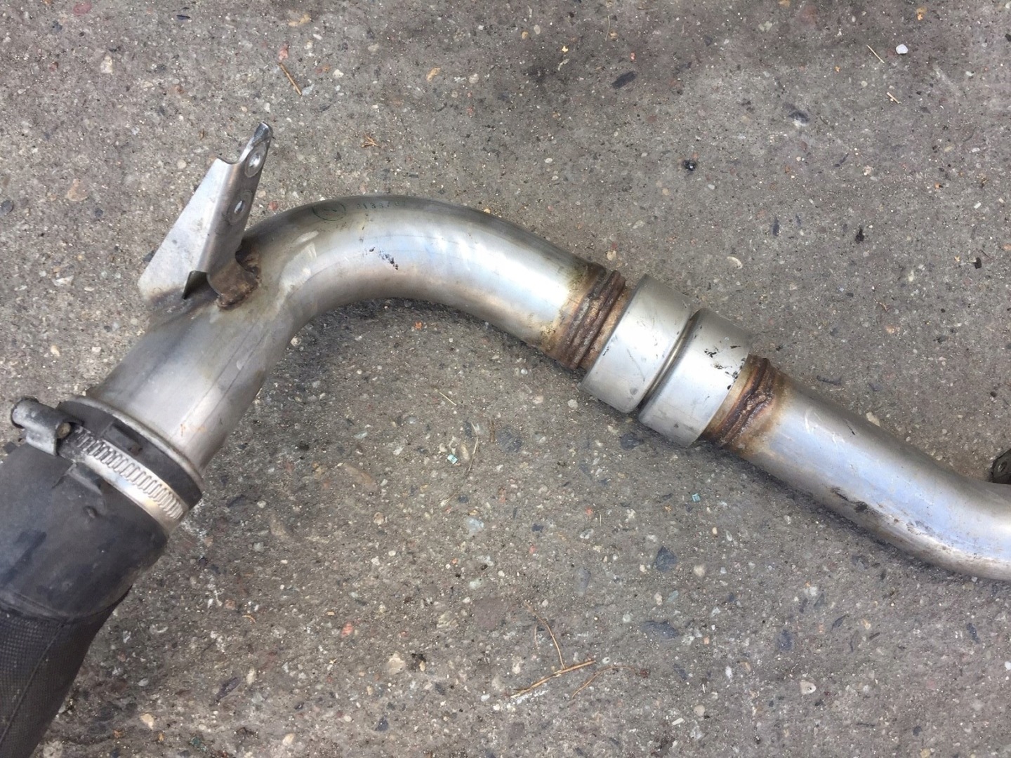 AUDI A5 A4 2.7 3.0 rúra intercoolera 059145731BC