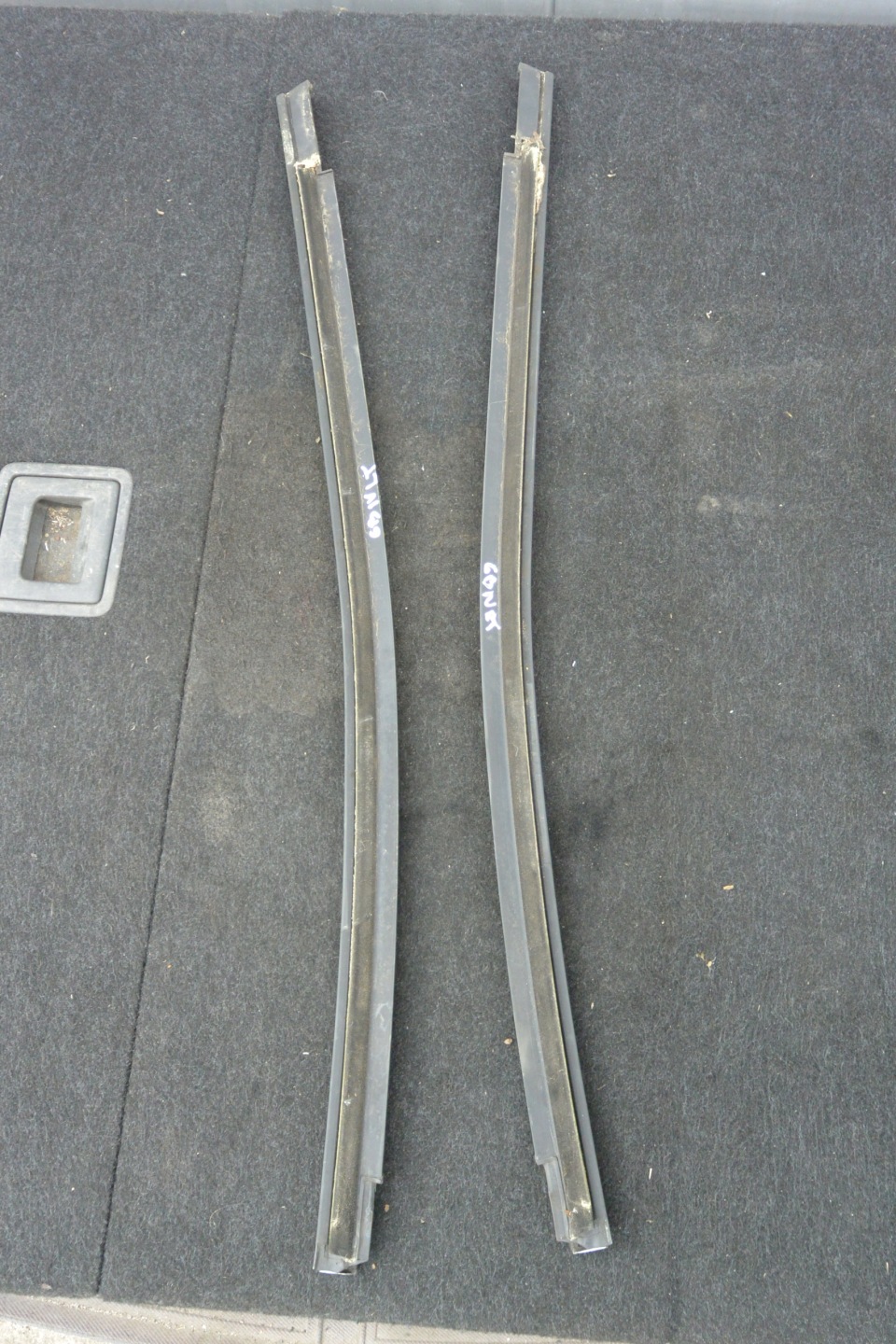 moulding dust right left rear part MASERATI GHIBLI III