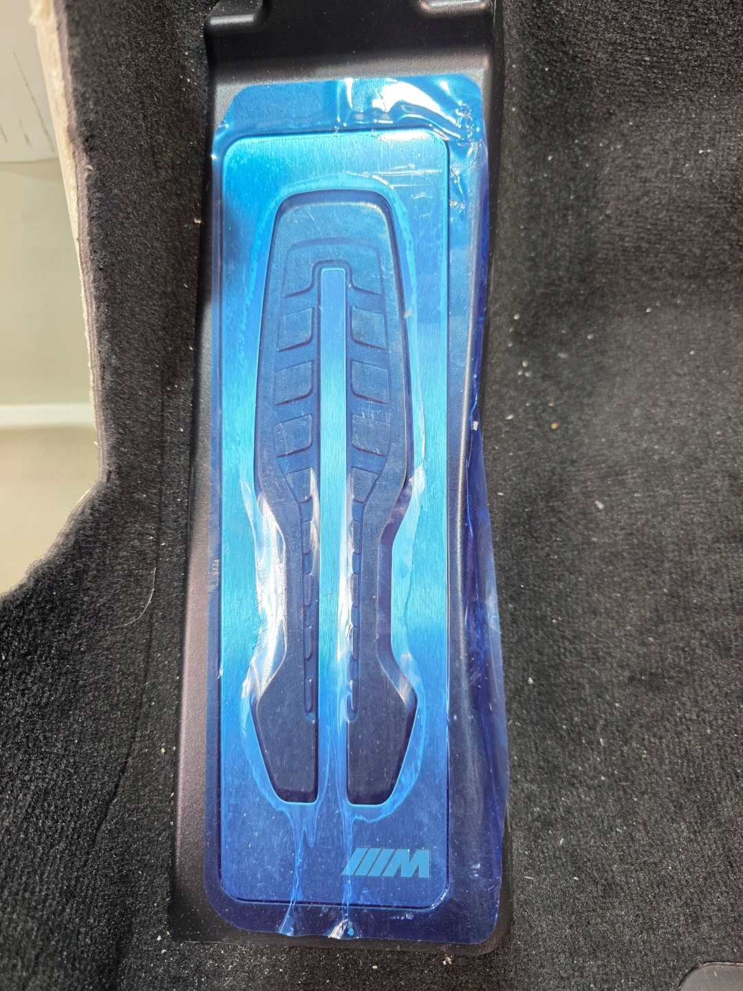 floor mats left front m-packet BMW X7 G07 LCI 8072351