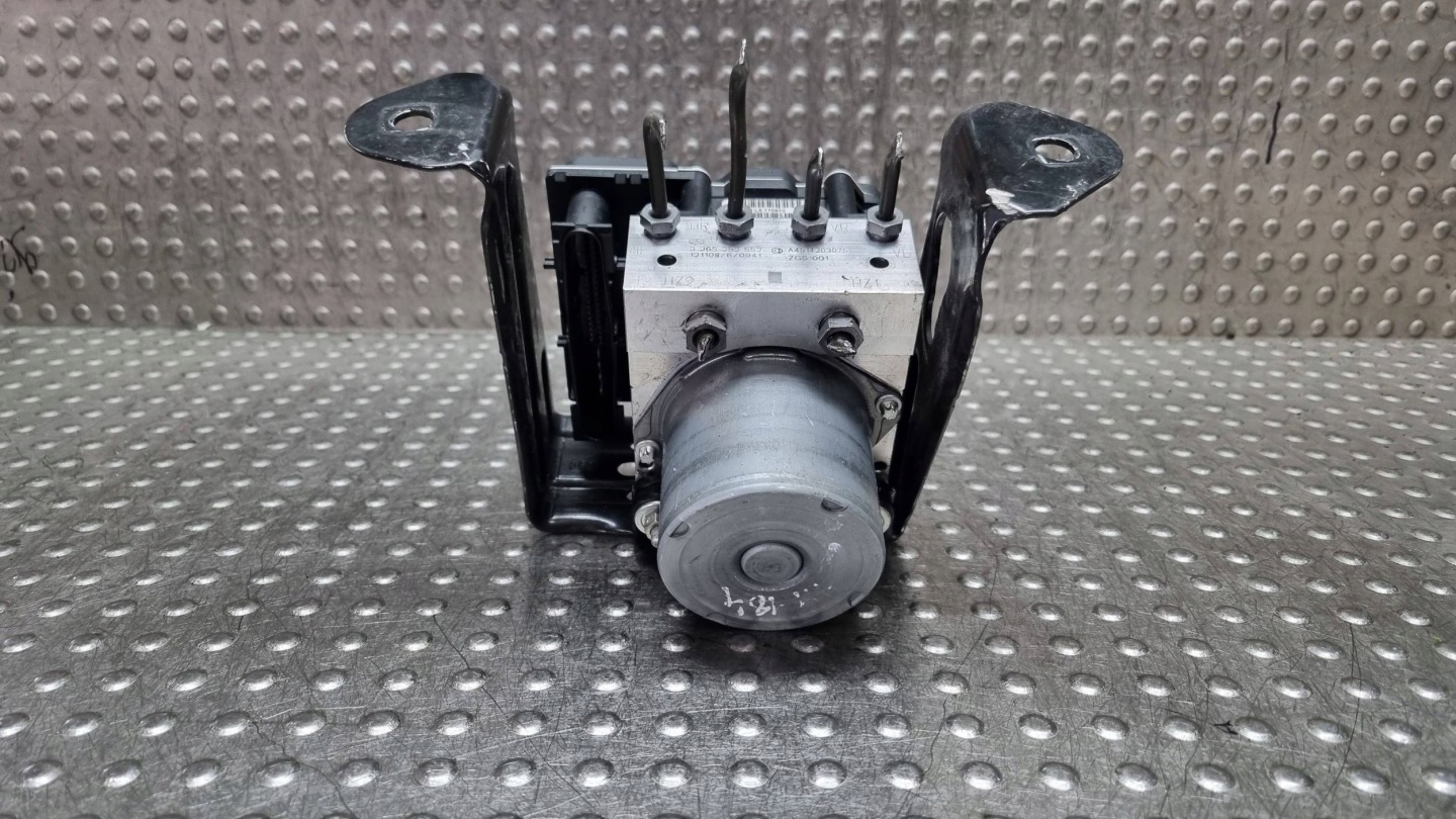 pump control unit ABS A4514203075 0265252552 SMART FORTWO 451
