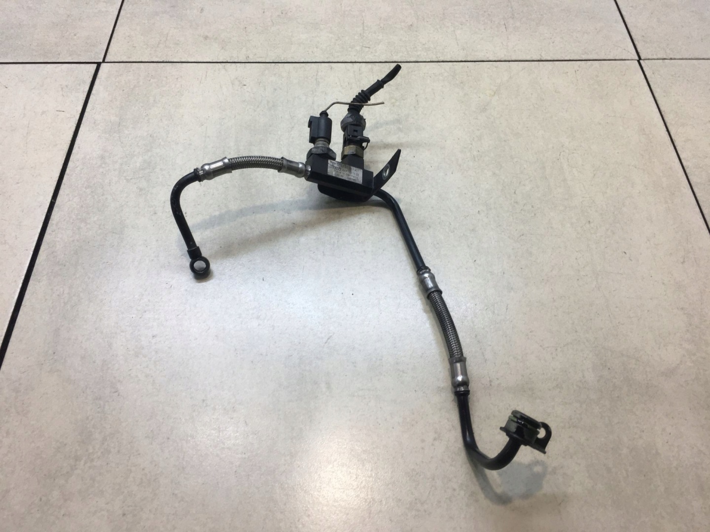 oil line AUDI A4 B6 2.5 TDI 059145771K