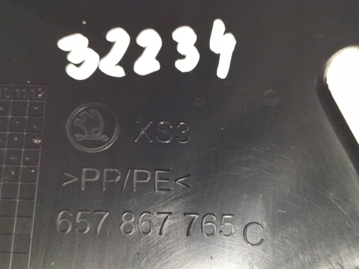 Blende Abdeckung slupka heck links SKODA SCALA 19