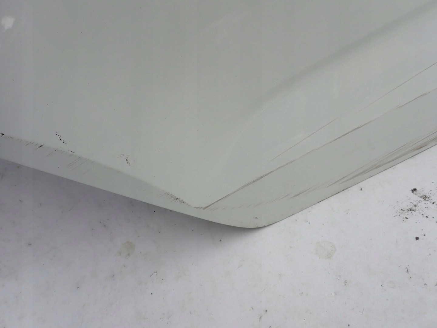VW TOURAN II 2 15-> door rear part rear. right