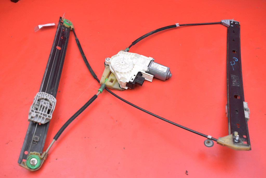 window regulator right front EU 4L0959802B AUDI Q7 4L 05-09
