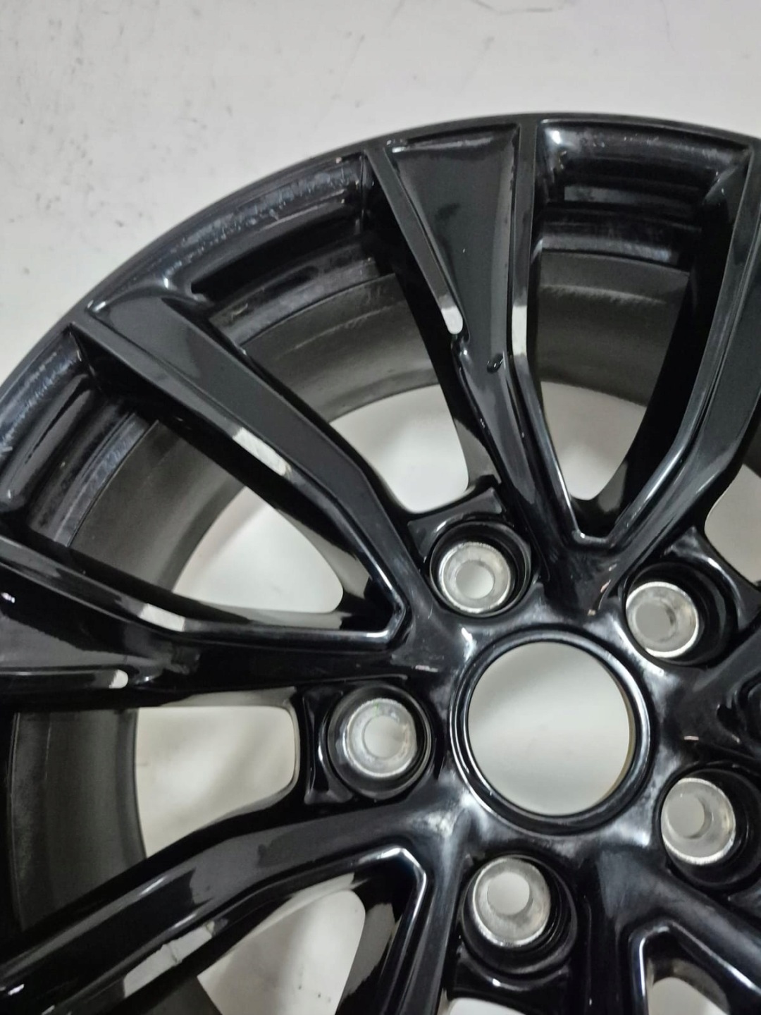 VW T7 7T0 21- disk hliníkový 18" 7T0601025E