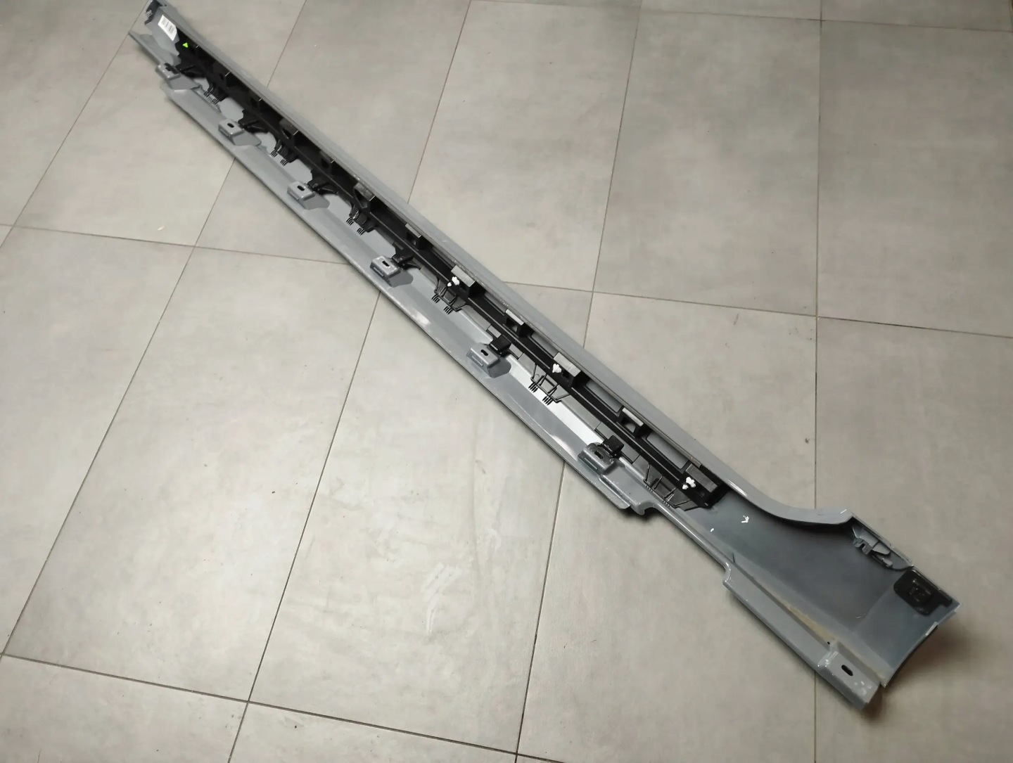 VW Arteon R moulding threshold right 3G8853856K LA7C