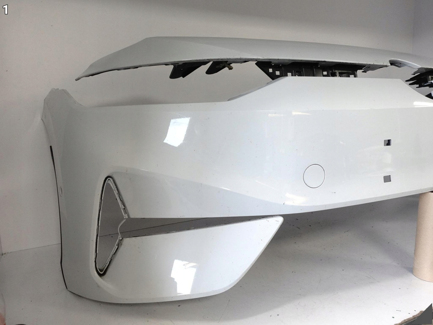VW ID7 ID.7 14A 23- bumper BUMPER console pillar front PDC
