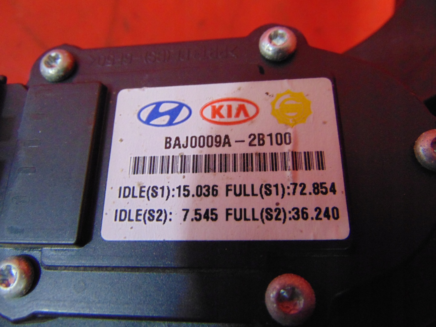 HYUNDAI SANTA FE 2 II 2.2 CRDI potentiometer accelerator pedal