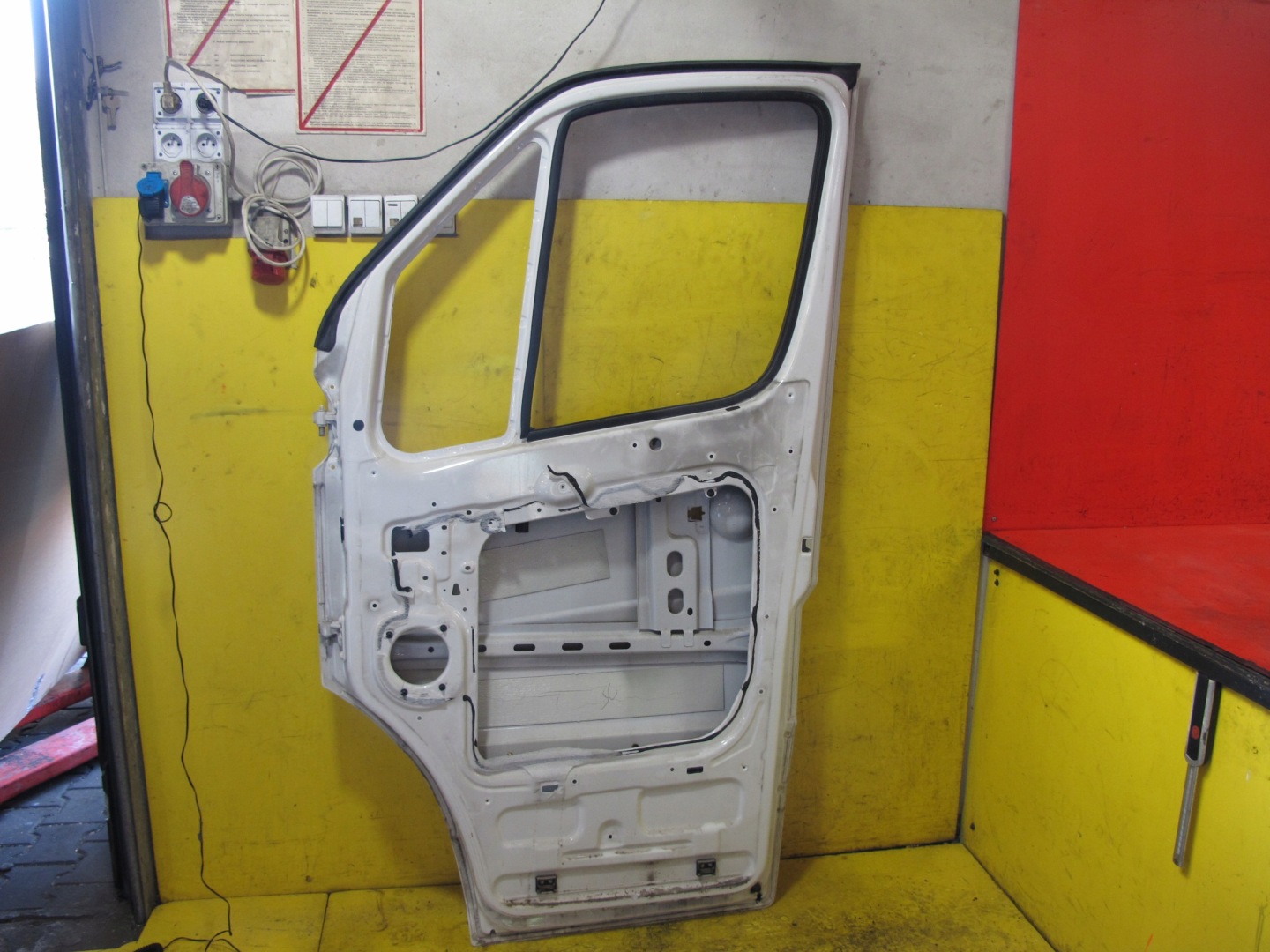 CRAFTER et 2E SPRINTER 906 Portière Droit Avant BIALE