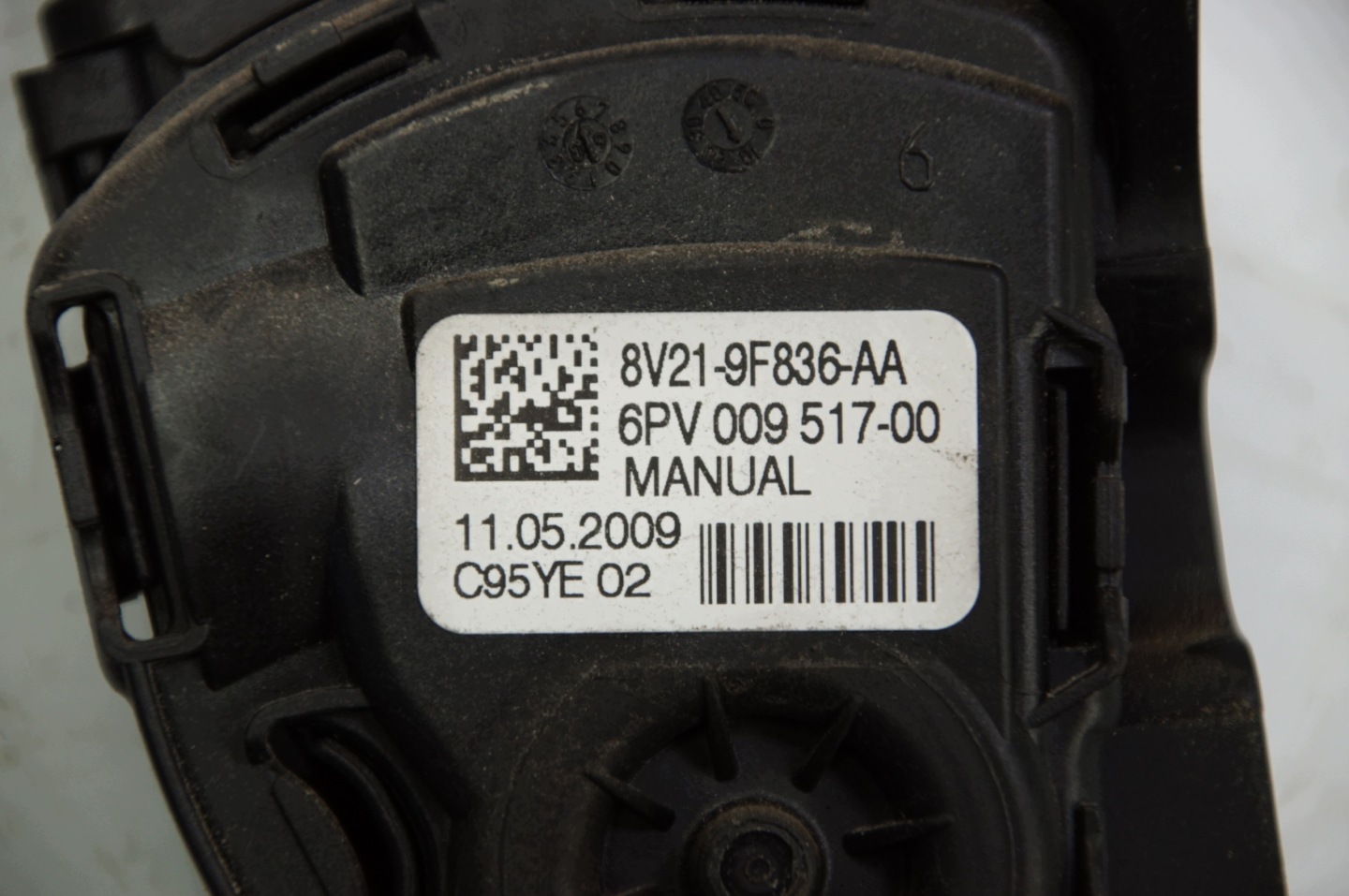 PEDAL 8V21-9T836-AA FORD FIESTA MK7