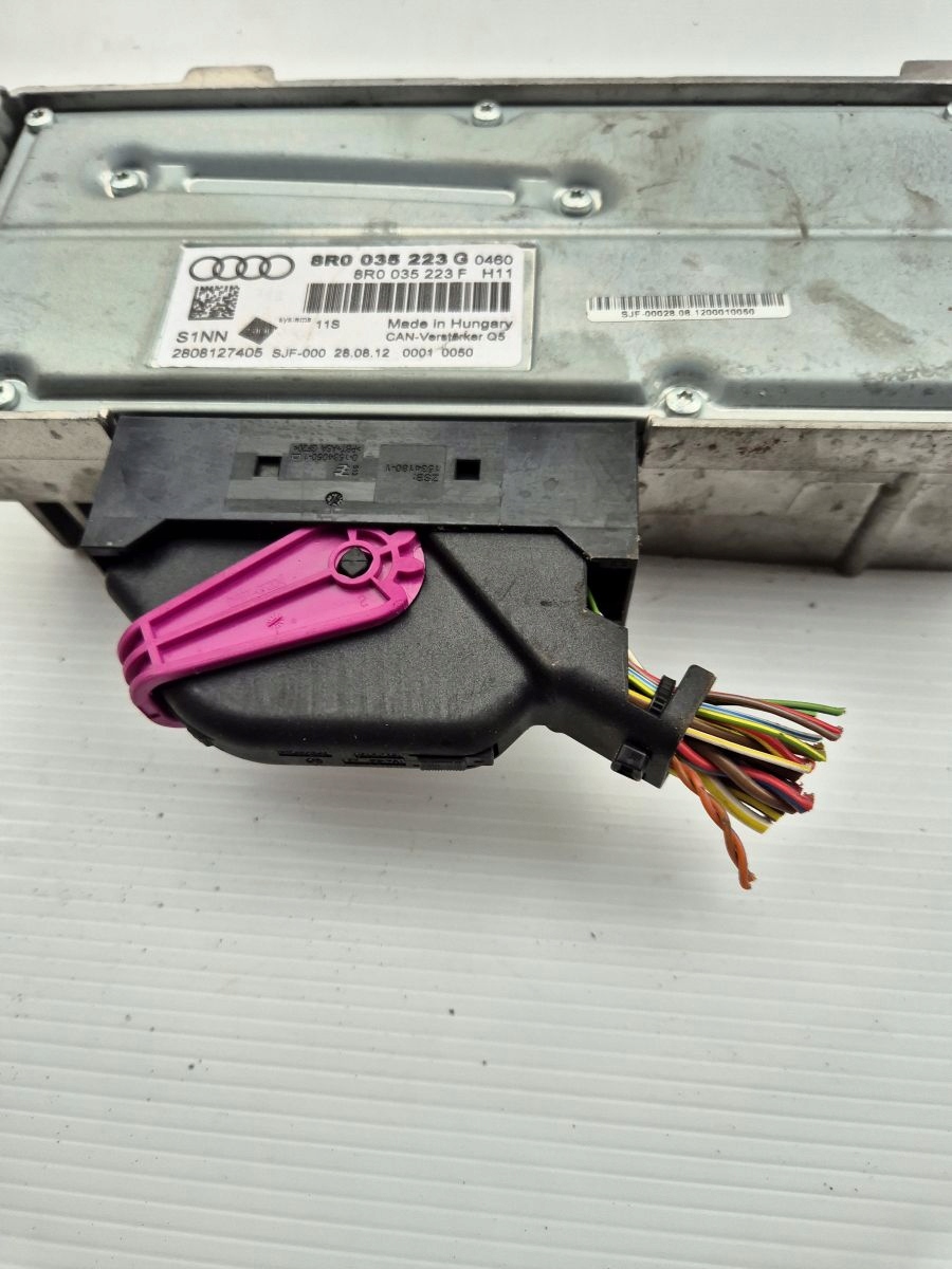 AUDI A4 B8 A5 8T Q5 8R amplifier RADIA 8R0035223G
