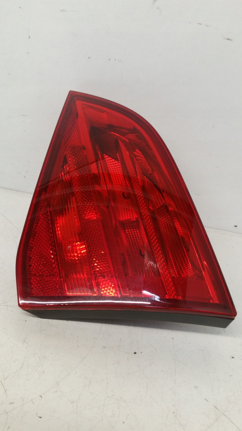 light right rear part to the bonnet Audi A4 B8