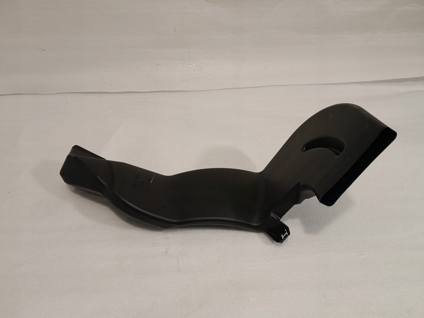 AUDI Q5 II 80A drain intake air 80A819806A