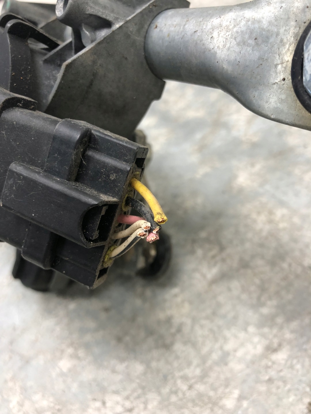 wiper mechanism front TOYOTA AYGO and