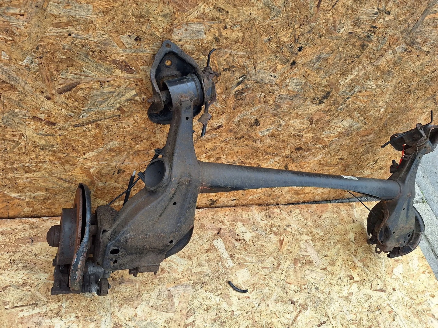 axis rear part Fiat Grande Punto discs 06