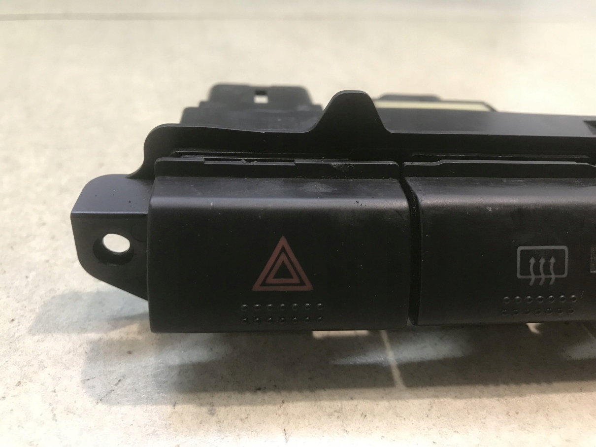 PANEL controls AVENSIS T22 5544620140