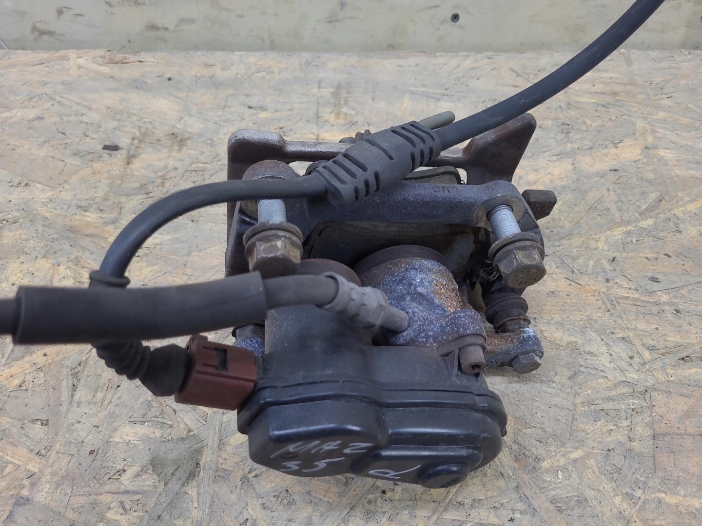 caliper brake rear part right side Audi A4 B8 2009
