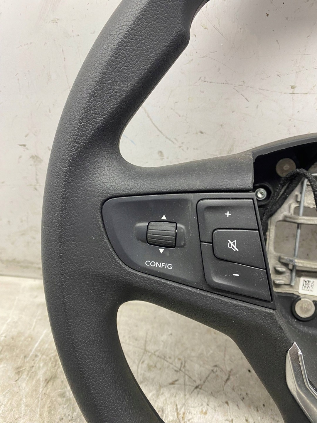 steering wheel, plastic MULTIFUNKCJA OPEL VIVARO C SCUDO JUMPY as new