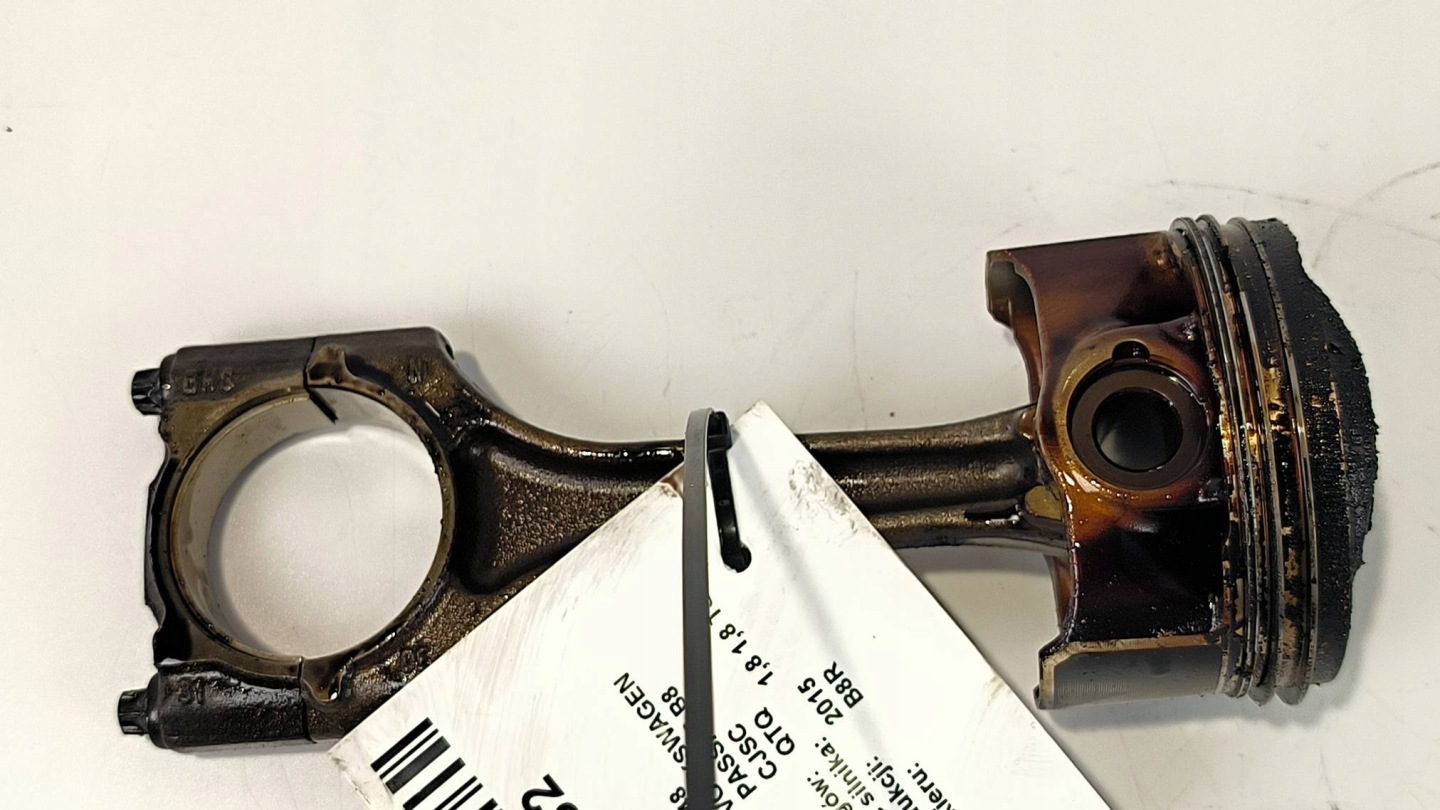 piston VOLKSWAGEN PASSAT B8