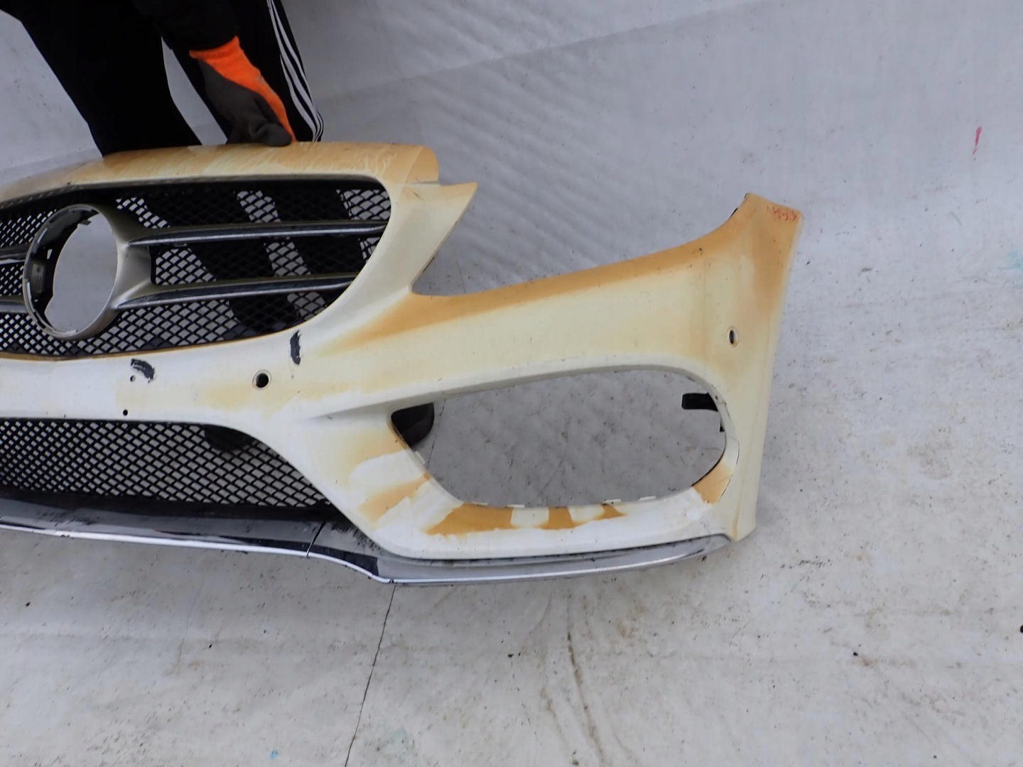 MERCEDES C-KLASA W205 AMG 14-18 bumper front PDC