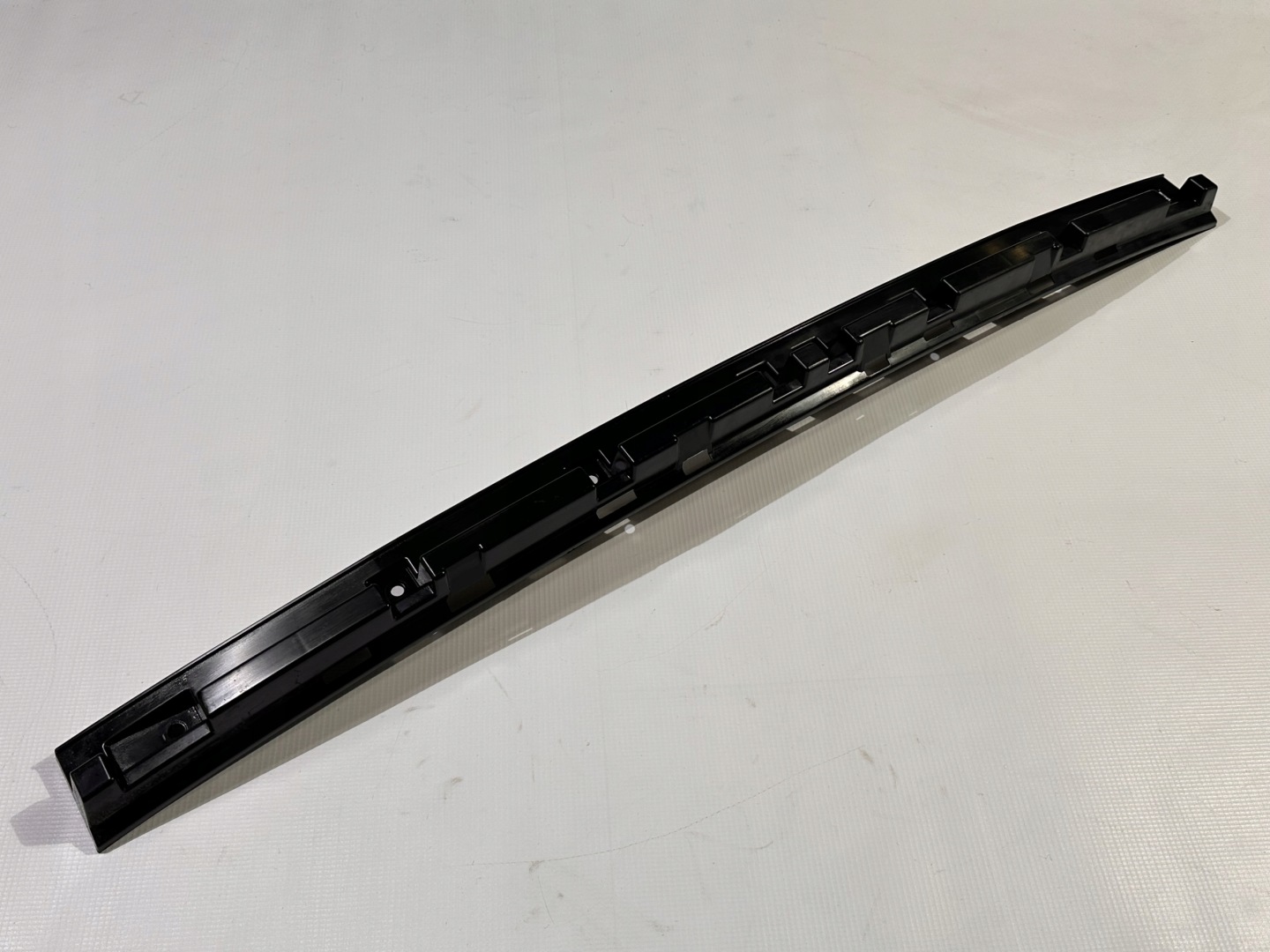 support supports left right rear part rear. holder Lincoln Continental 2017+