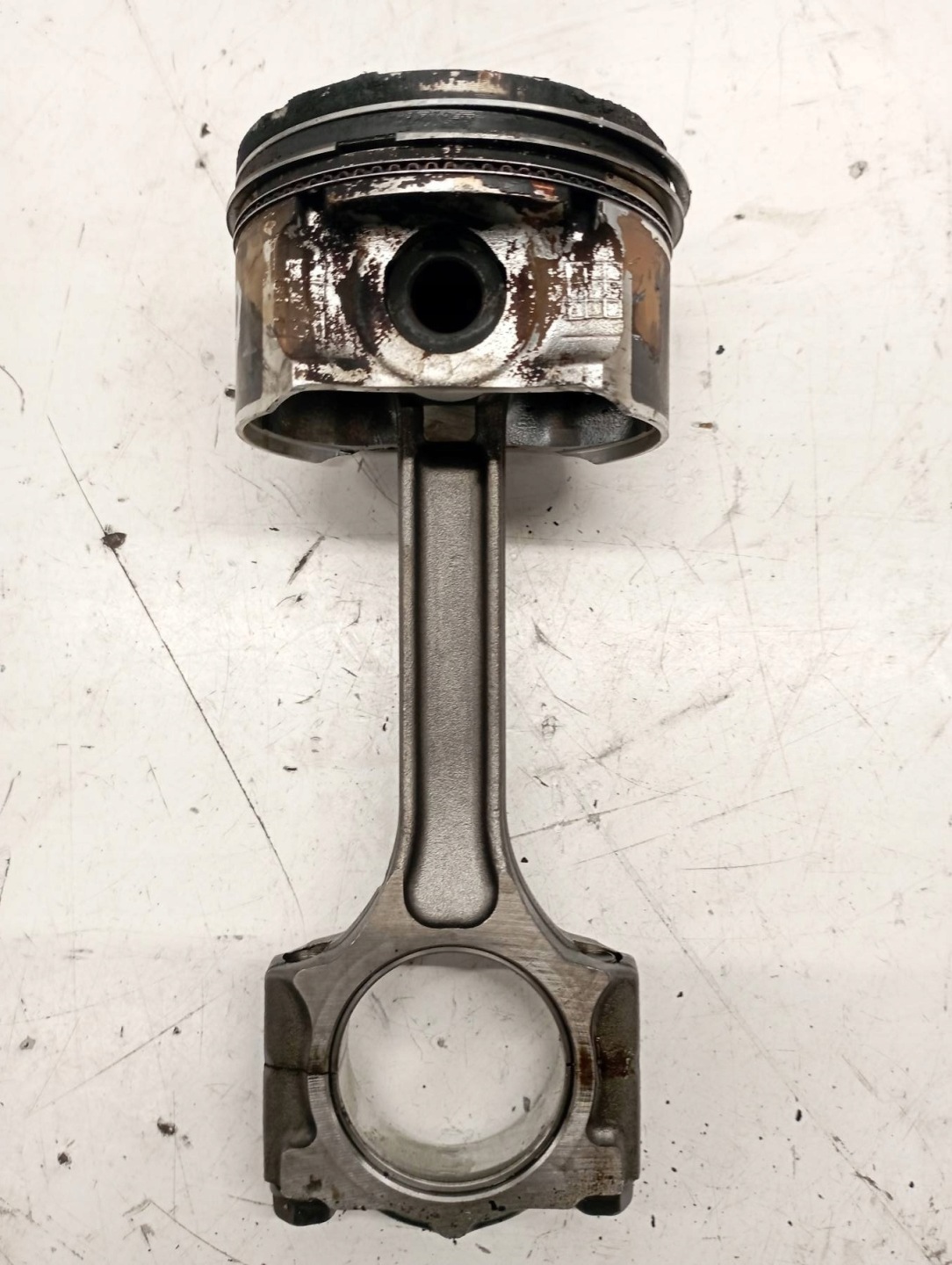 piston connecting rod 1.2 16V Nissan Micra IV (2010- )