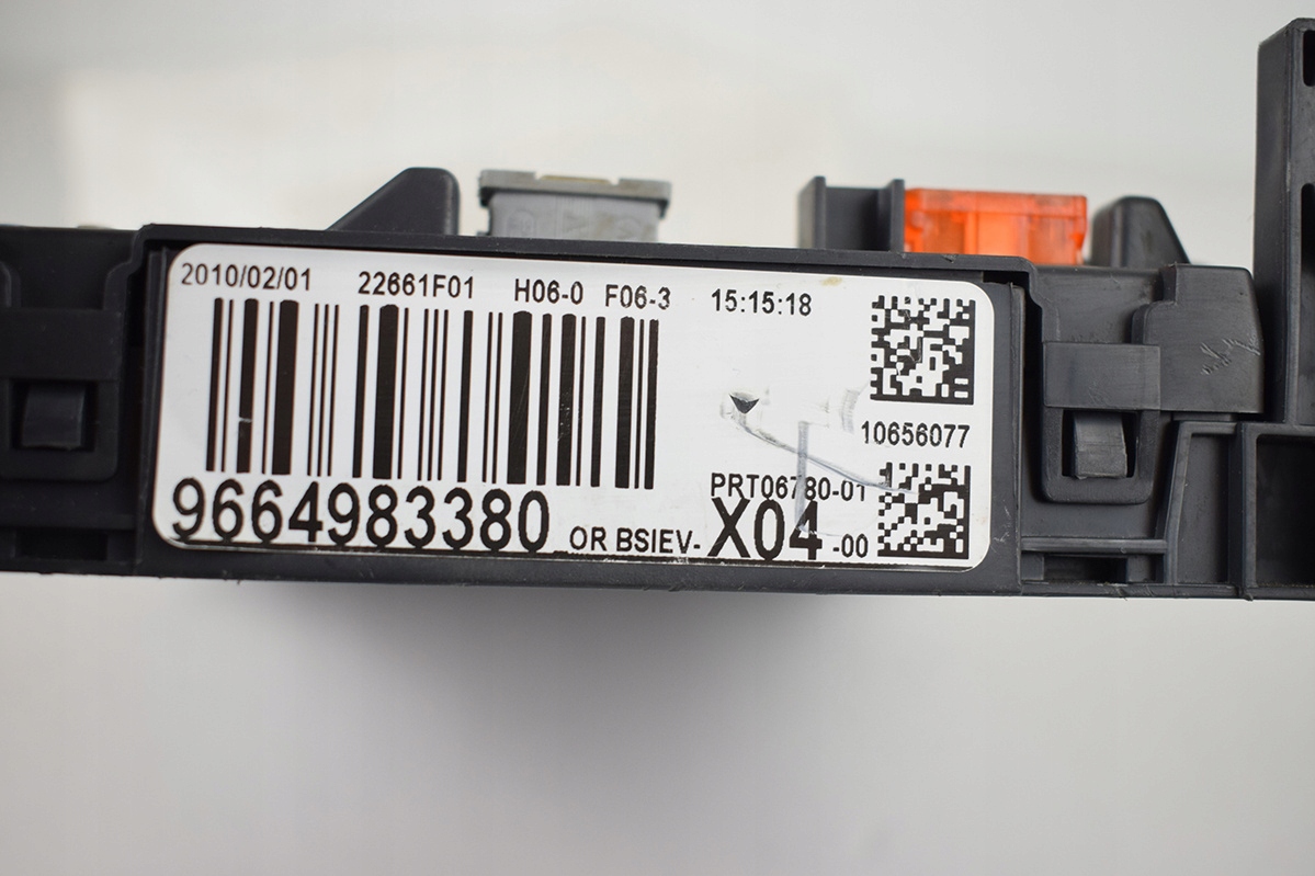 MODULE FUSIBLES BSI CITROEN 9664983380