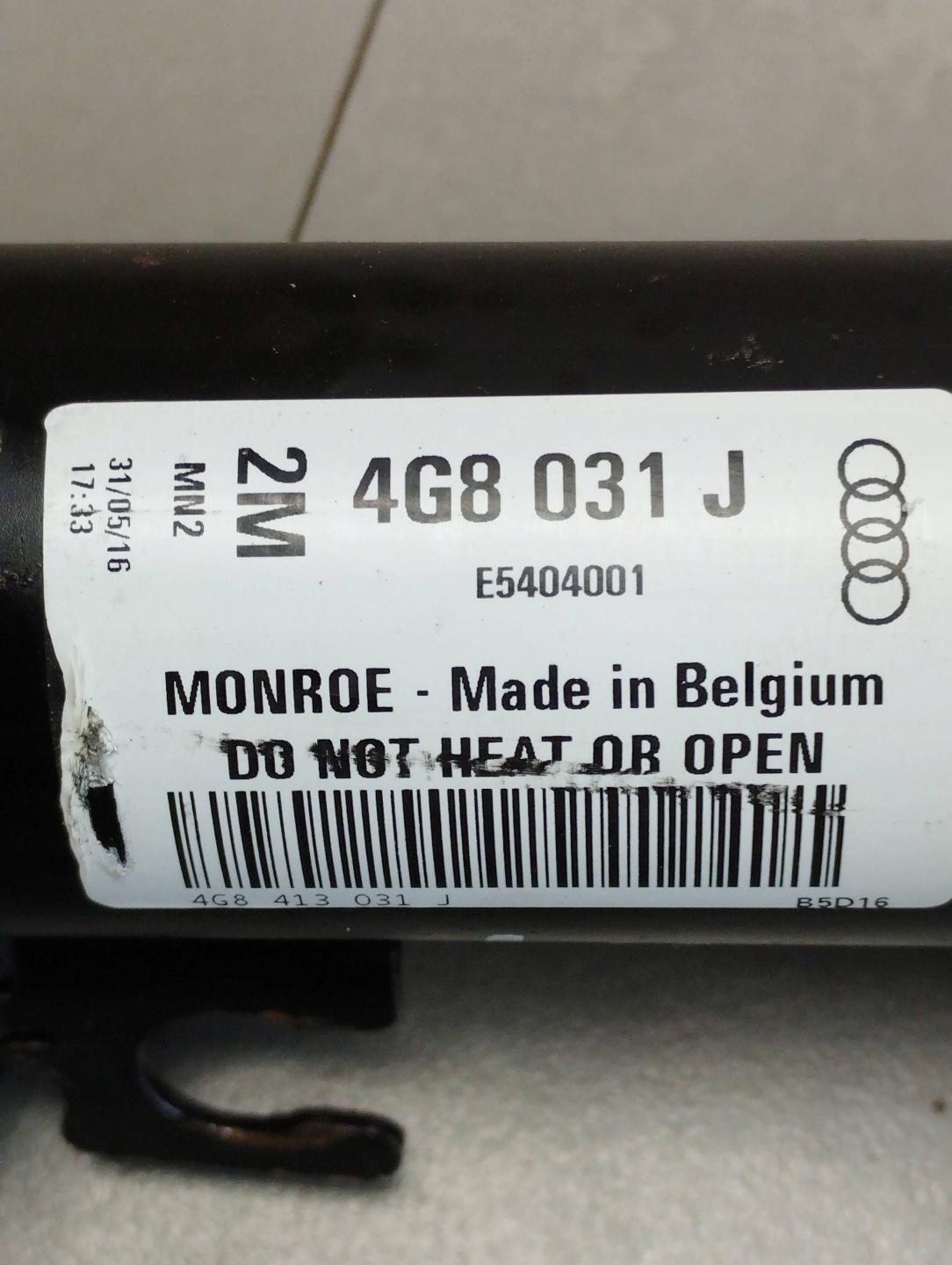 Audi A7 4G 2016 shock absorber right front 4G8031J