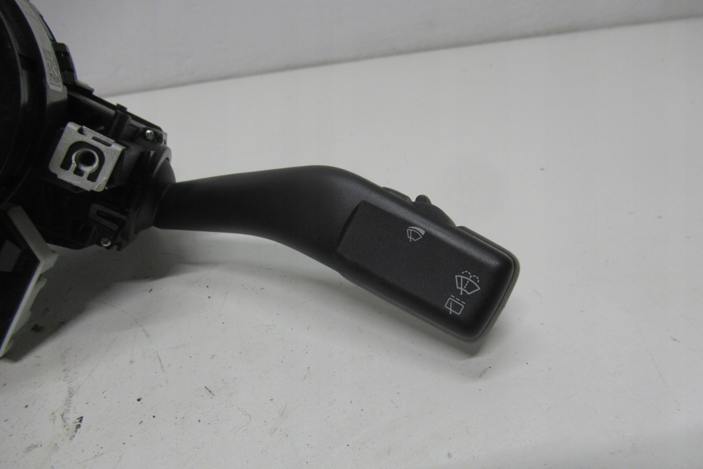 VW GOLF V steering wheel levers and controls ring 1K0959653C