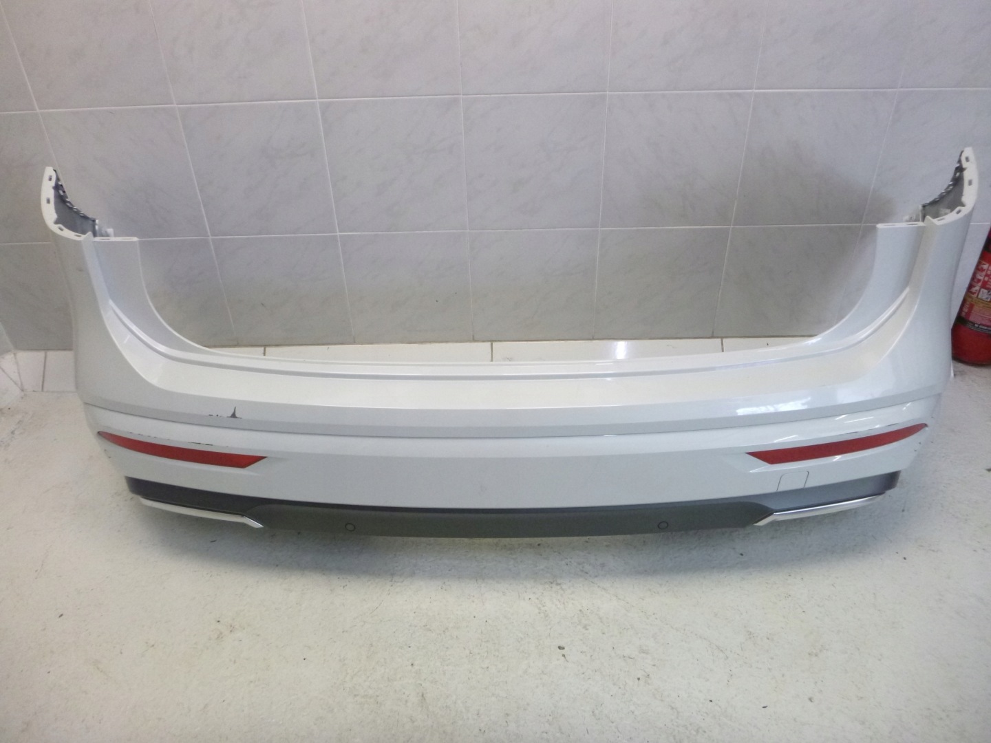 SEAT TARRACO FR STOSSSTANGE HECK TYLNI 6 PDC ORIGINAL