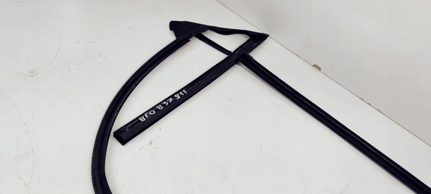 Dichtsatz Tür links AUDI A5 COUPE 8T0837911D