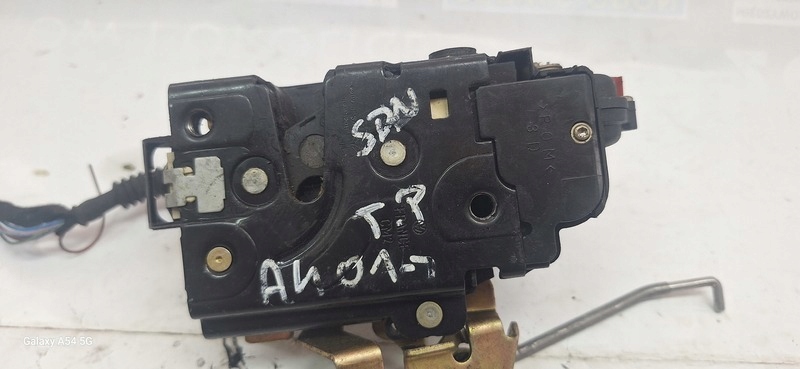 lock door AUDI A4 01- right rear part 4B0839016D