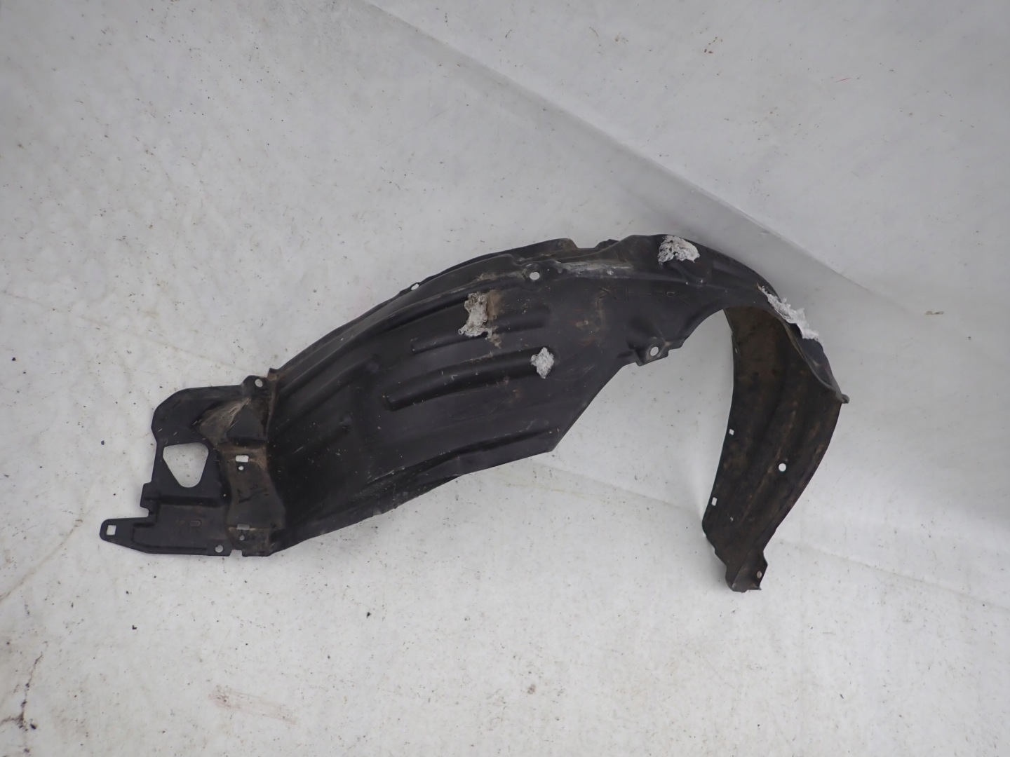 TOYOTA VERSO S 10- mudguard right front front